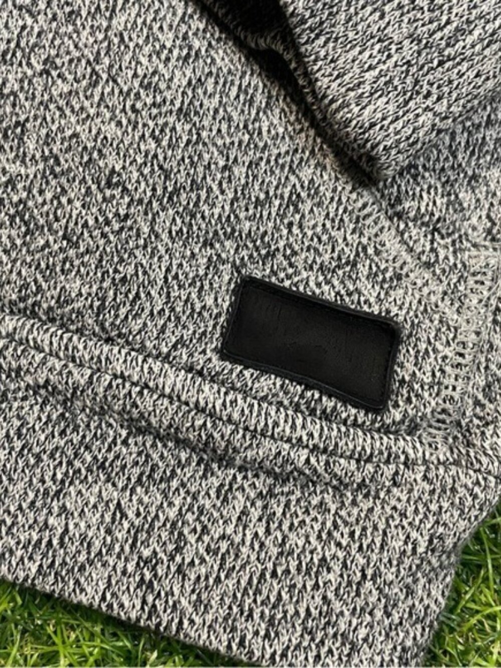 Roots Cardigan - Picture 2 of 9